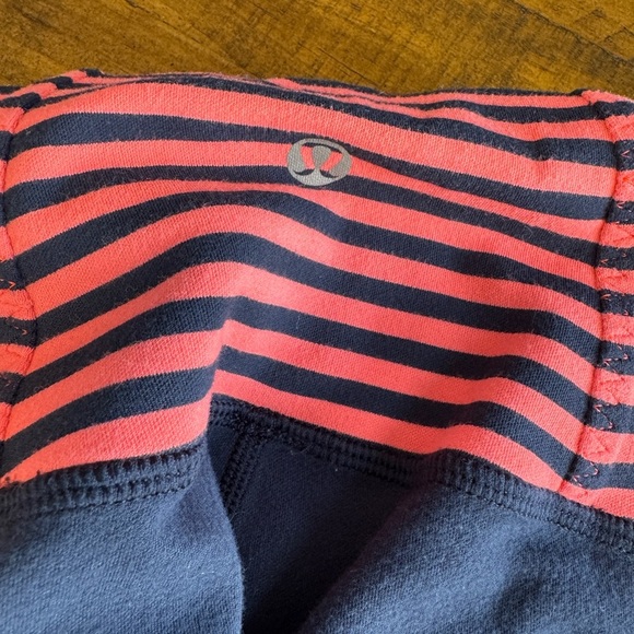 Lululemon RARE Runder Unders! - Picture 2 of 8